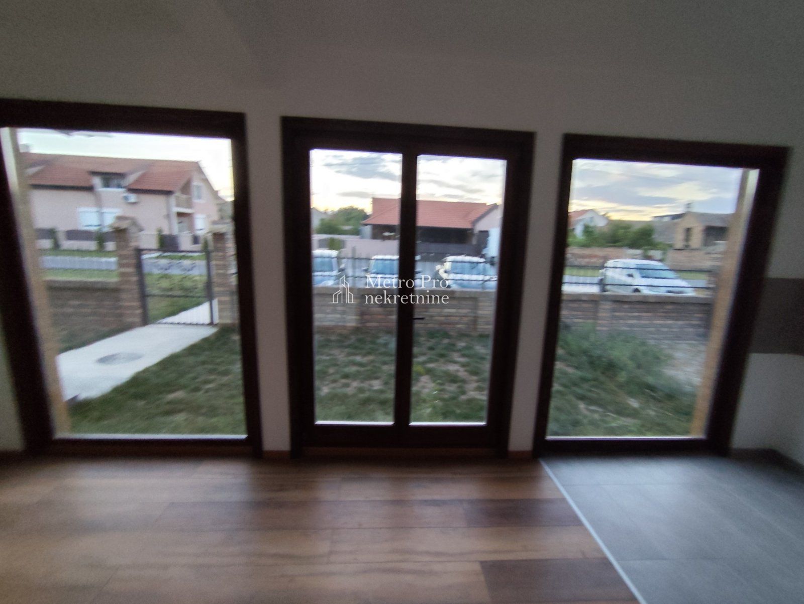 Novogradnja  uknjizen  Borca  4 0  86m2 2