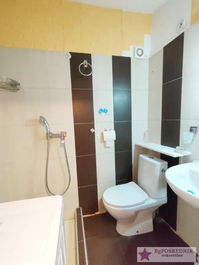 Zvezdara, Cvetkova pijaca, Čardaklijina, 27m2 8