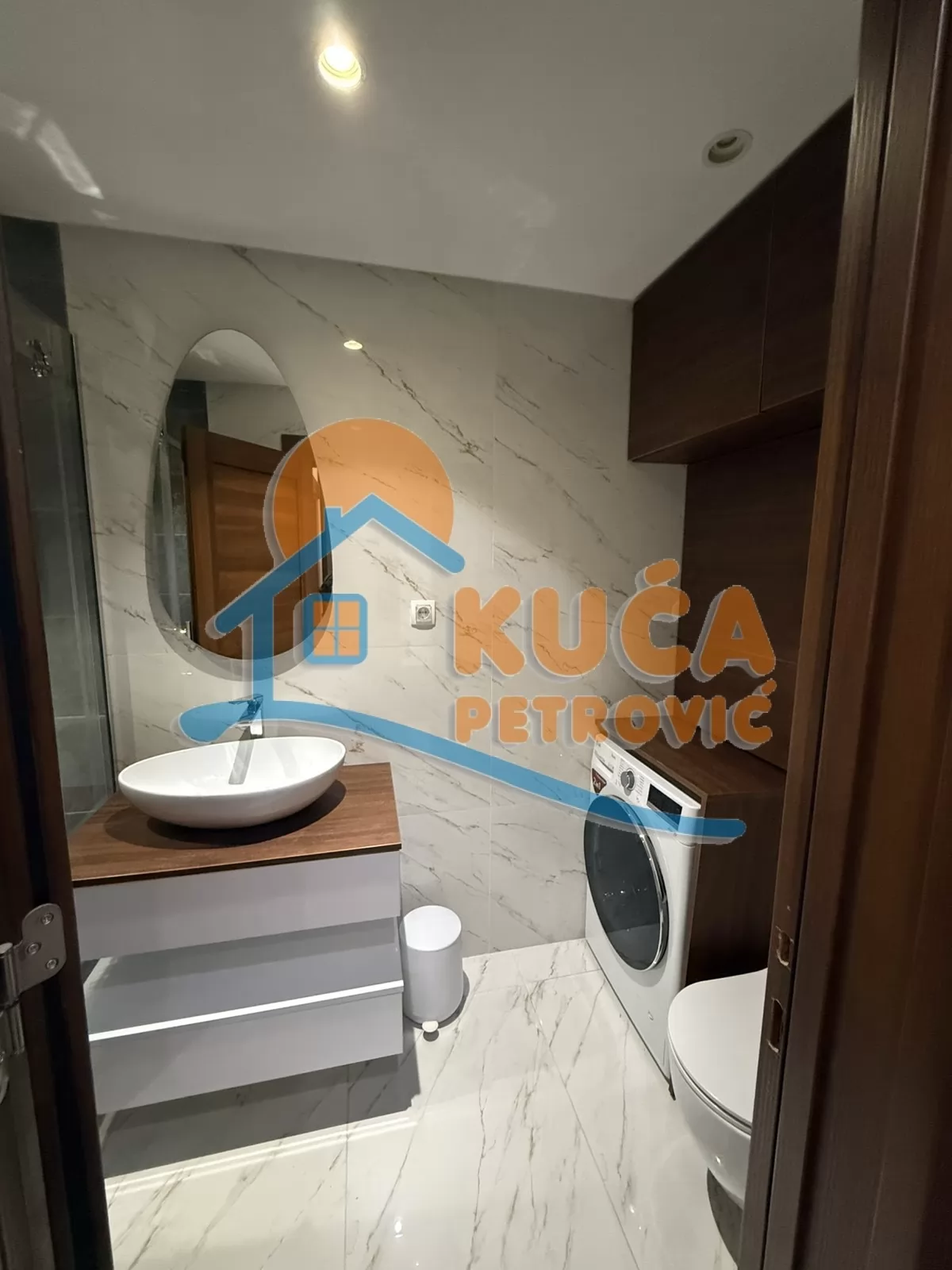 Jednosoban stan, 41 m2, Čair, Čairska ID: i-016747 14