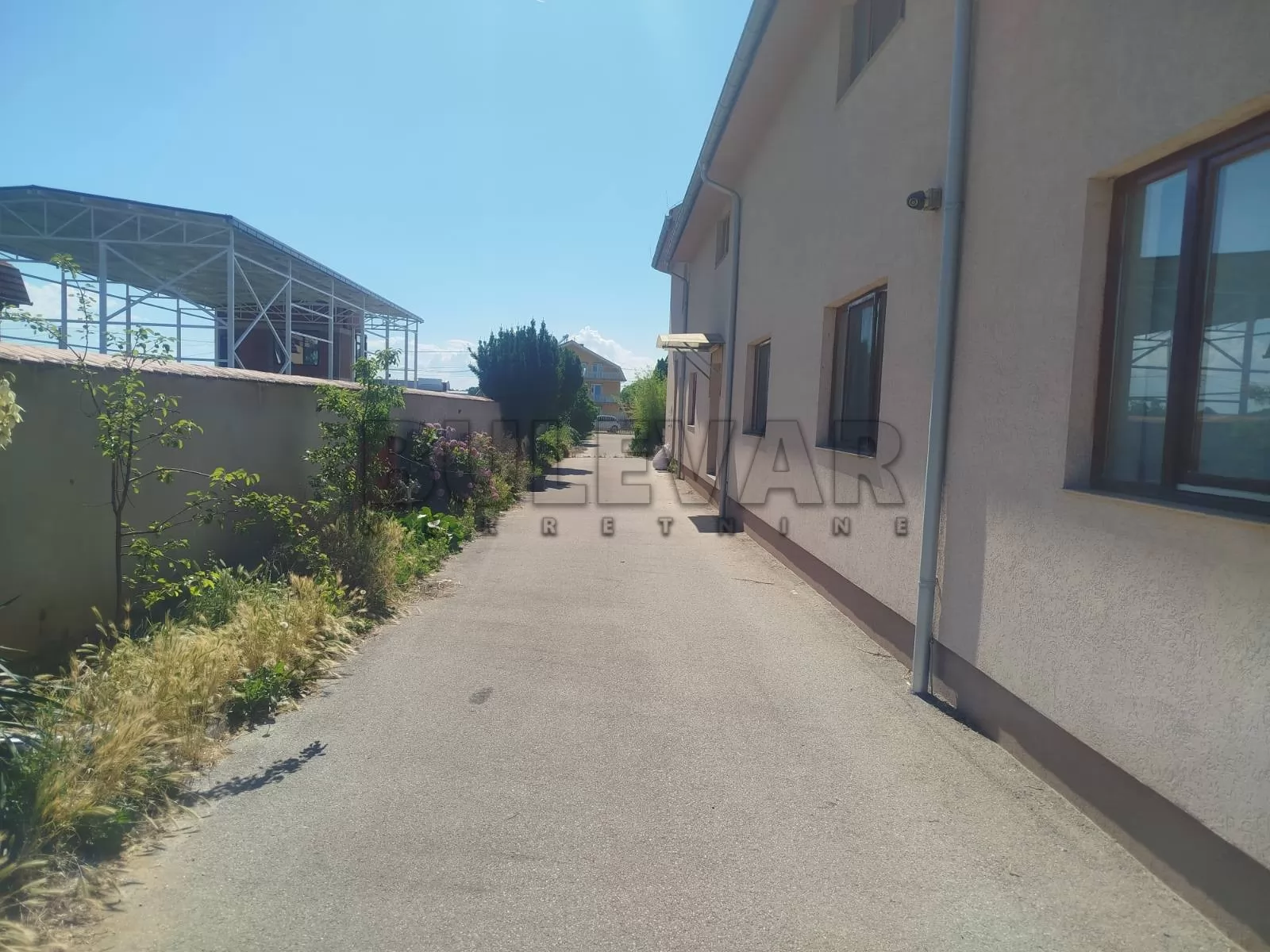 Lokal, 650 m2, Ohridsko naselje, Vlajkova ID: i-016741 1