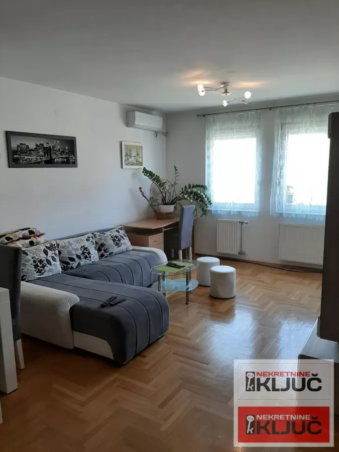 Jednoiposoban stan 45 m², Sajmište, Novi Sad 3