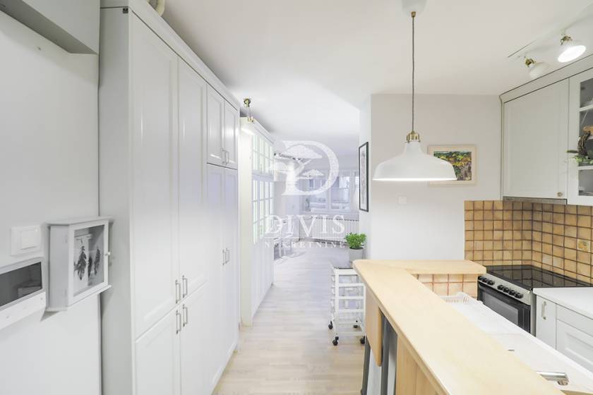 Izdajemo 2 0 stan  Internacionalnih brigada  Neimar 47m² 4