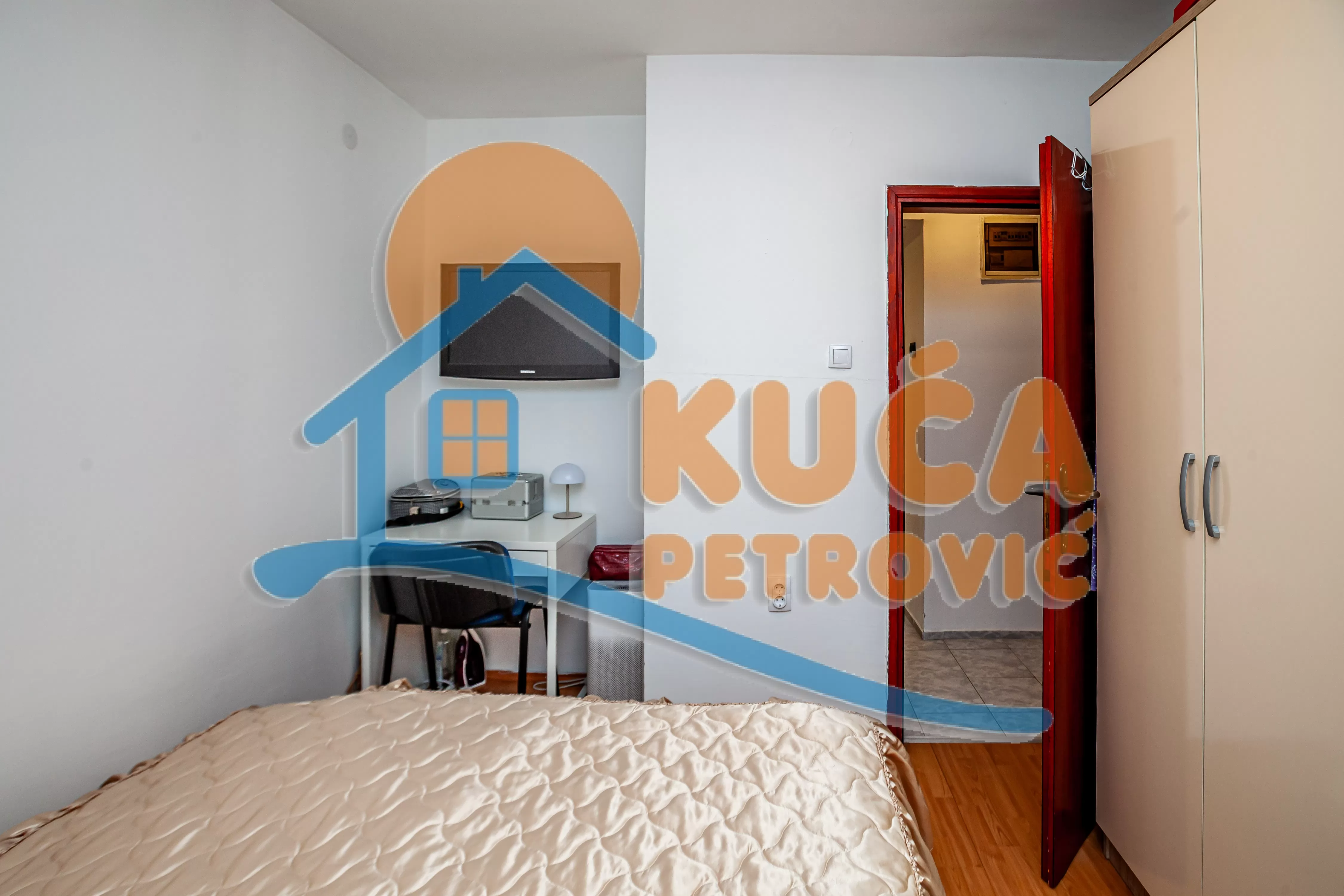 Trosoban stan, 70 m2, Vojna bolnica, Radnih brigada ID: p-016701 10