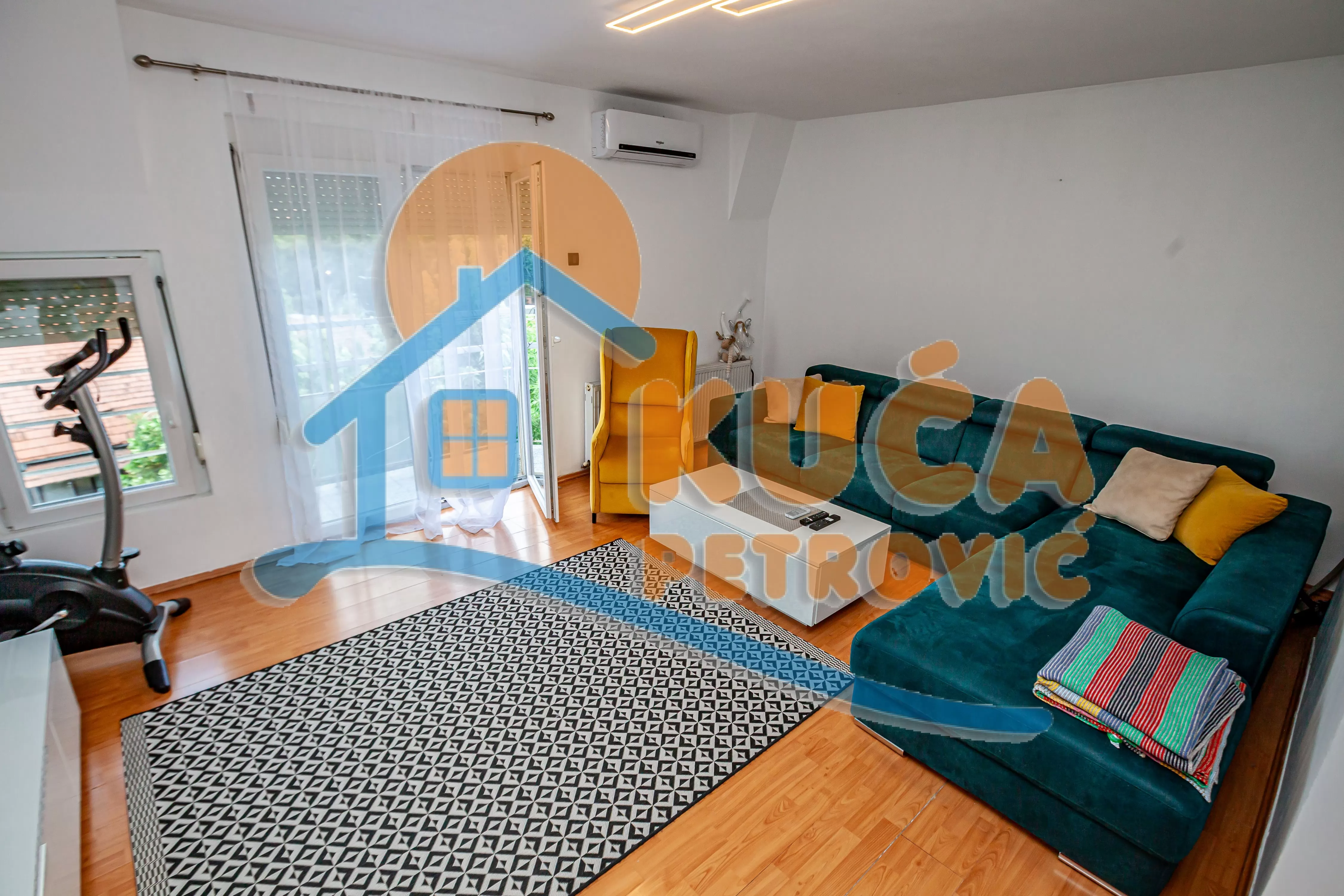 Trosoban stan, 70 m2, Vojna bolnica, Radnih brigada ID: p-016701 2