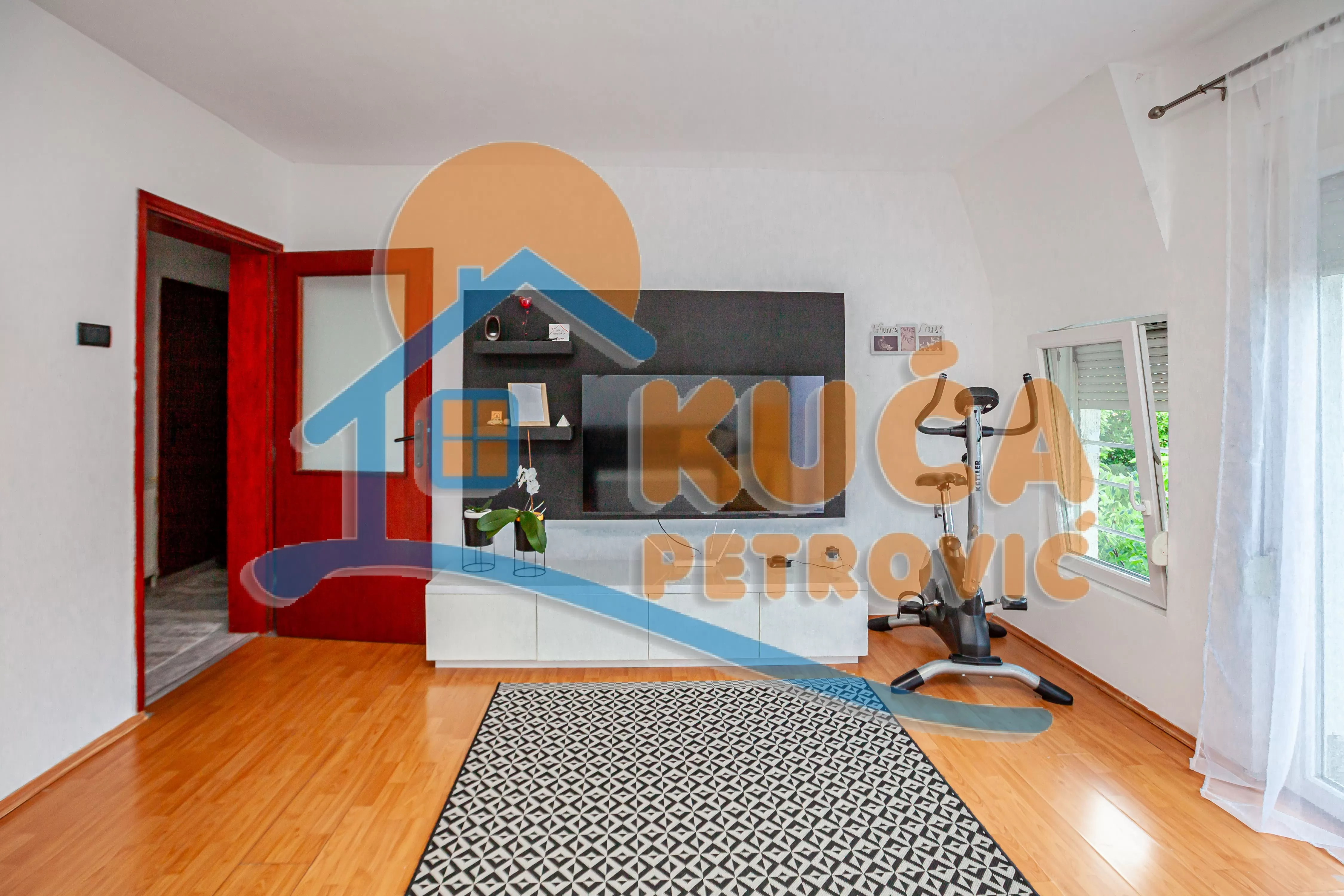 Trosoban stan, 70 m2, Vojna bolnica, Radnih brigada ID: p-016701 3