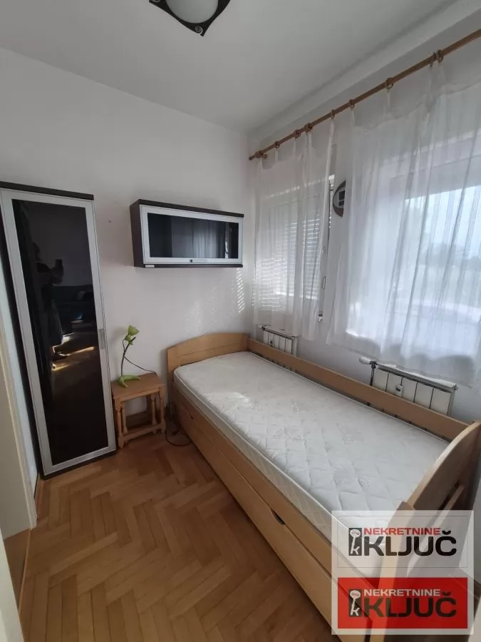 NOVO NASELJE, 42m2, Jednoiposoban, Namešten 7