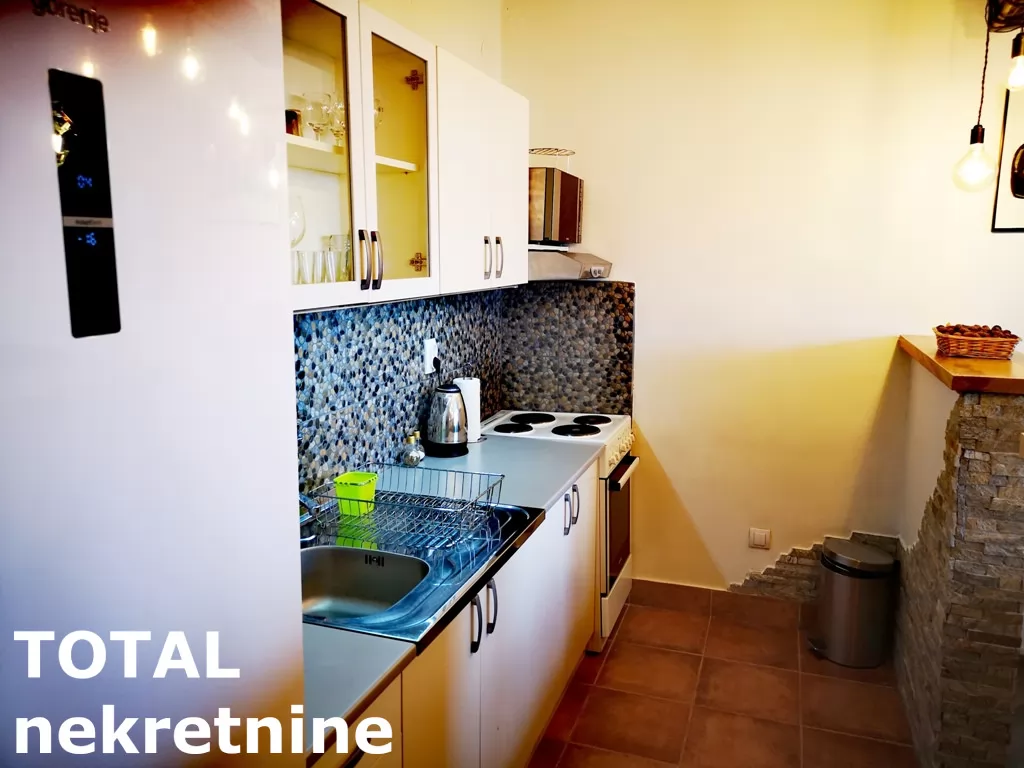 Stan,NOVI SAD,BULEVAR EVROPE,kv: 90.00, € 185000, ID: 1102779 8