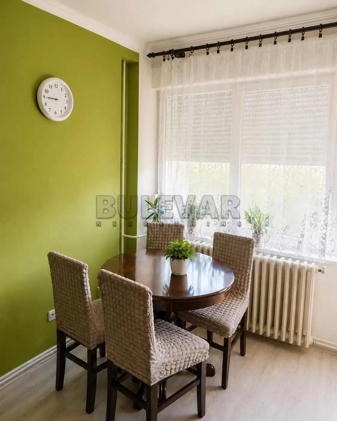 Dvosoban stan, 43 m2, Slovačkih pobunjenika ID: p-016761 2