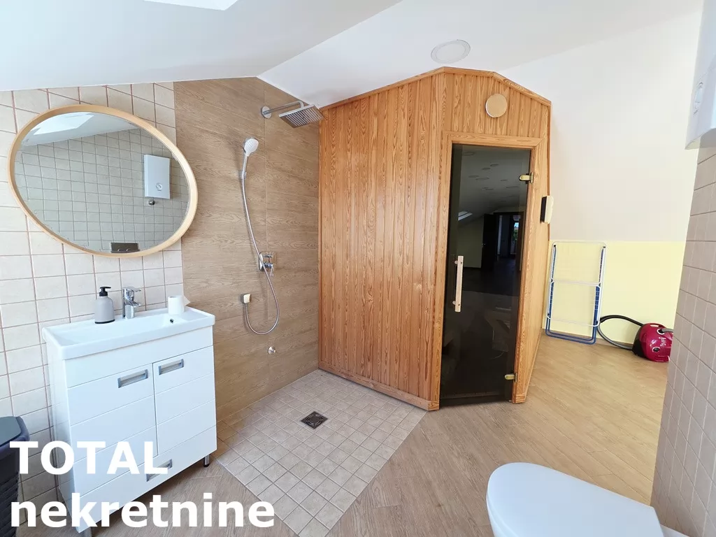 Stanovi,NOVI SAD,SAJAM,kv: 242.00, € 1800, ID: 9189910 38
