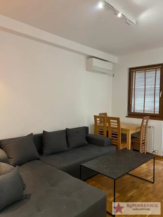 Voždovac, Hotel M, Jovanička, 44m2 1