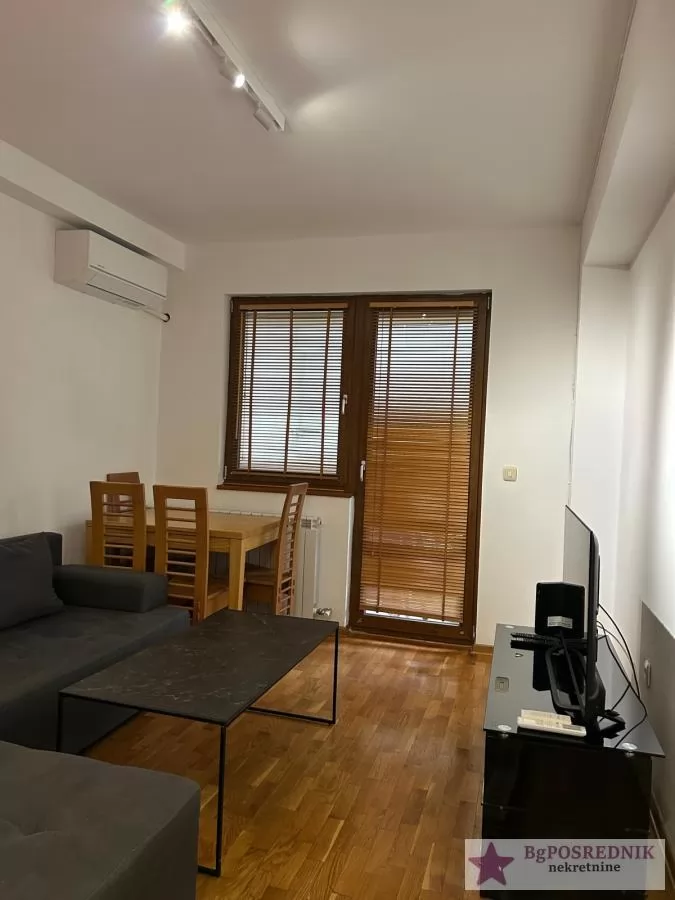 Voždovac, Hotel M, Jovanička, 44m2 2