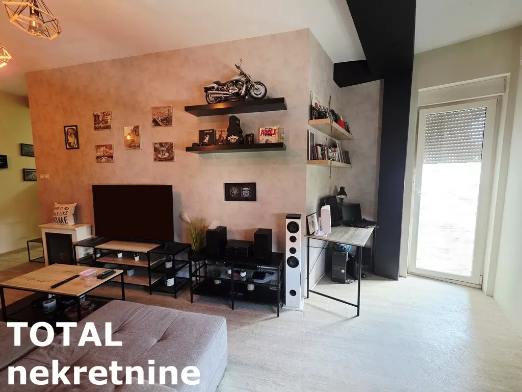 Stan,NOVI SAD,BULEVAR,kv: 70.00, € 200000, ID: 1102778 4