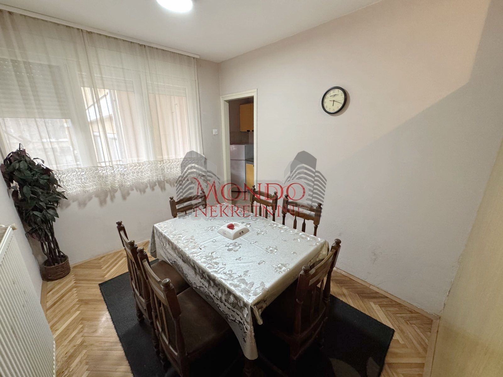 Dvosoban stan na Paliluli, Nova zeleznika kolonija 8