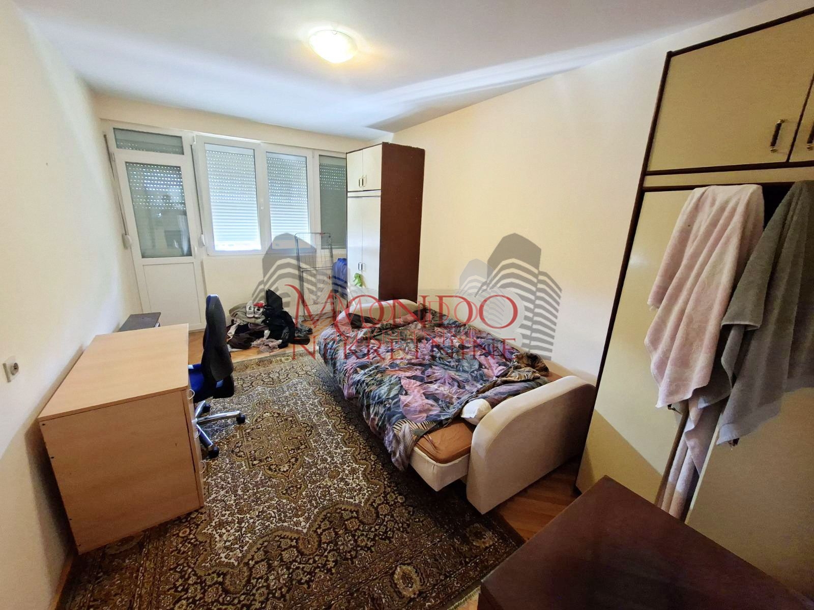 Trosoban stan kod Vojne bojnice 7