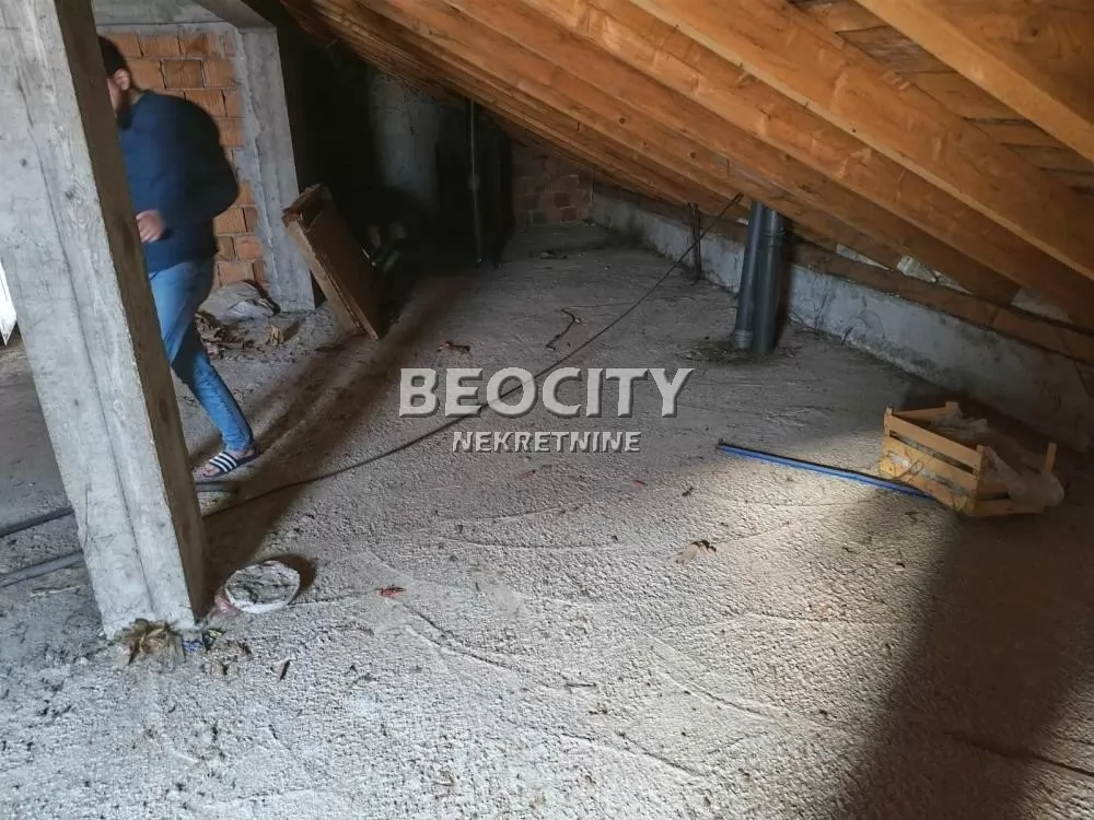 Dvosoban stan, 108 m2, Labudovo brdo, Kneževačka ID: 131901 2