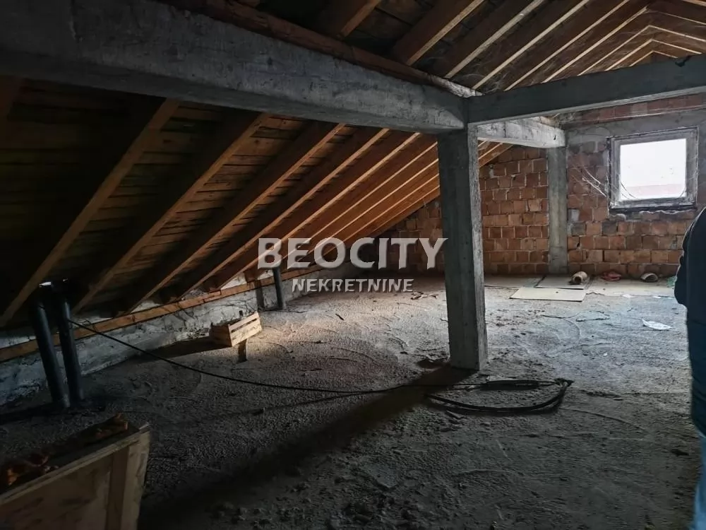 Dvosoban stan, 108 m2, Labudovo brdo, Kneževačka ID: 131901 5