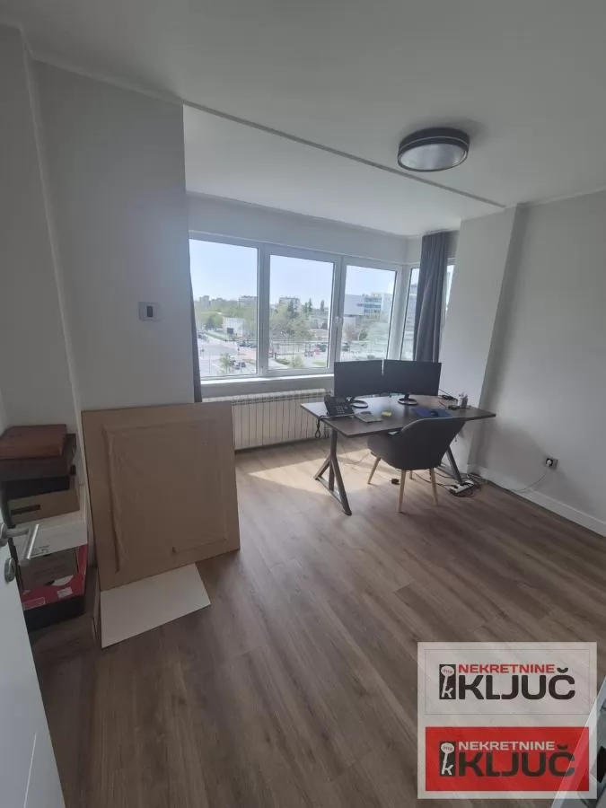 LIMAN 2, 103m2, Četvoroiposoban kod Promenade 9