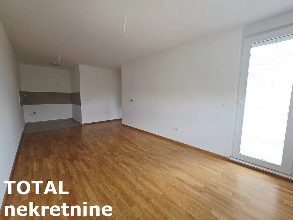 Stan,NOVI SAD,TELEP,kv: 45.00, € 123670, ID: 1102757 3