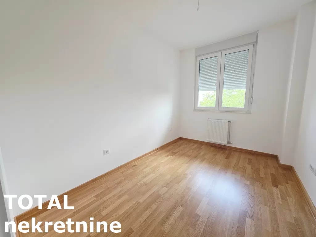 Stan,NOVI SAD,TELEP,kv: 45.00, € 123670, ID: 1102757 6