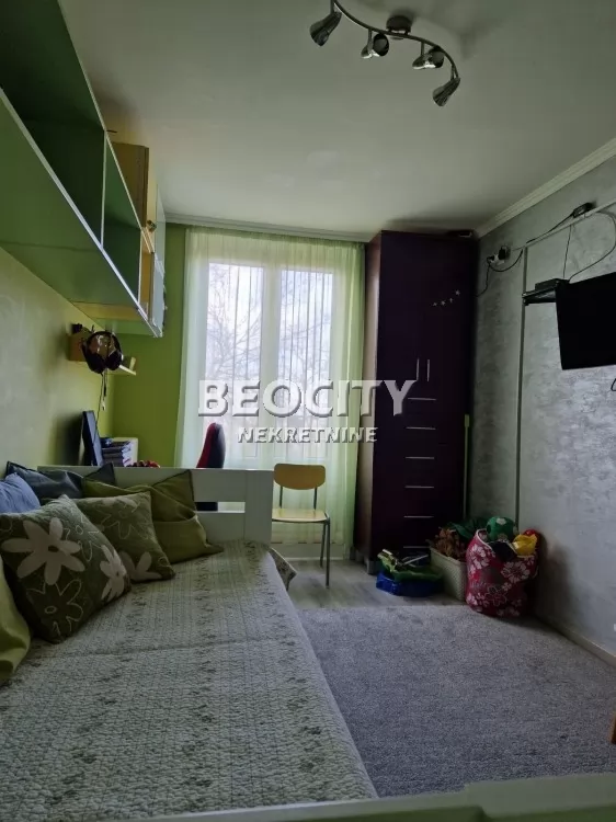 Trosoban stan, 74 m2, Banovo brdo, Radovana Dragovića ID: 93670 2