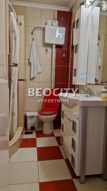 Trosoban stan, 74 m2, Banovo brdo, Radovana Dragovića ID: 93670 7