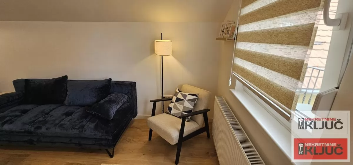 CENTAR IZDAJE SE MODERAN APARTMAN SA PARKING MESTOM 9