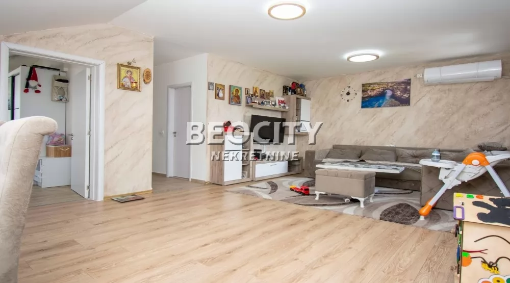 četvorosoban stan, 75 m2, Gaj, Cara Lazara ID: 133308 5