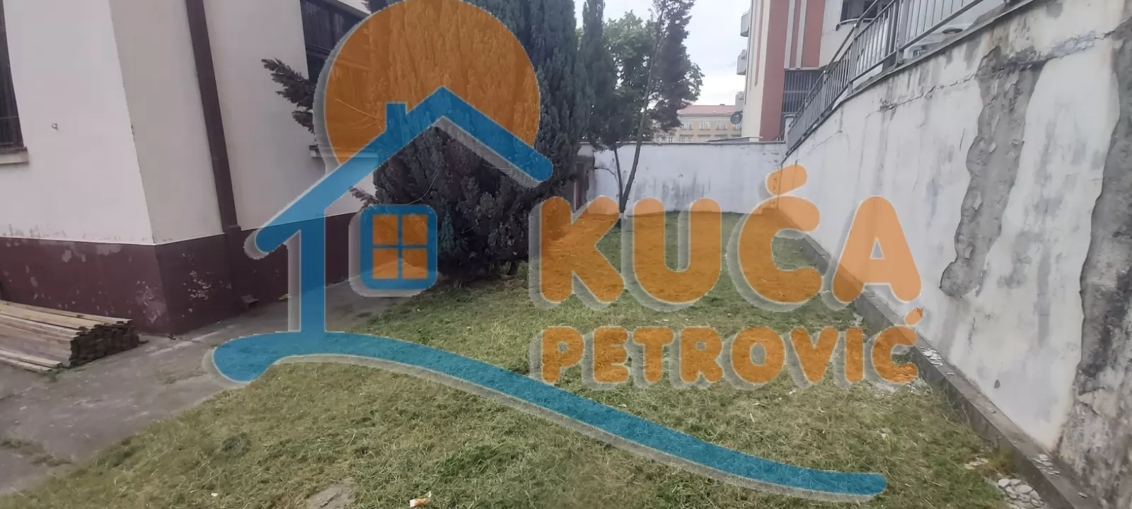 četvorosobna kuća, 100 m2, Centar, Skopljanska ID: i-016738 17