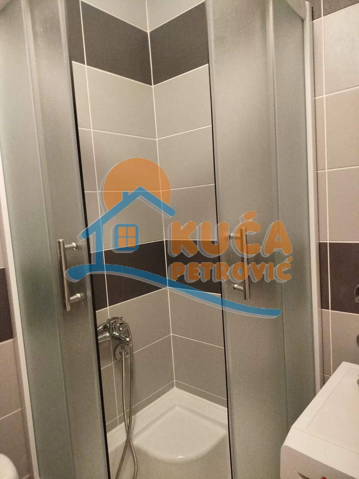Dvosoban stan, 54 m2, Centar, Generala Milojka Lešjanina ID: i-016735 10