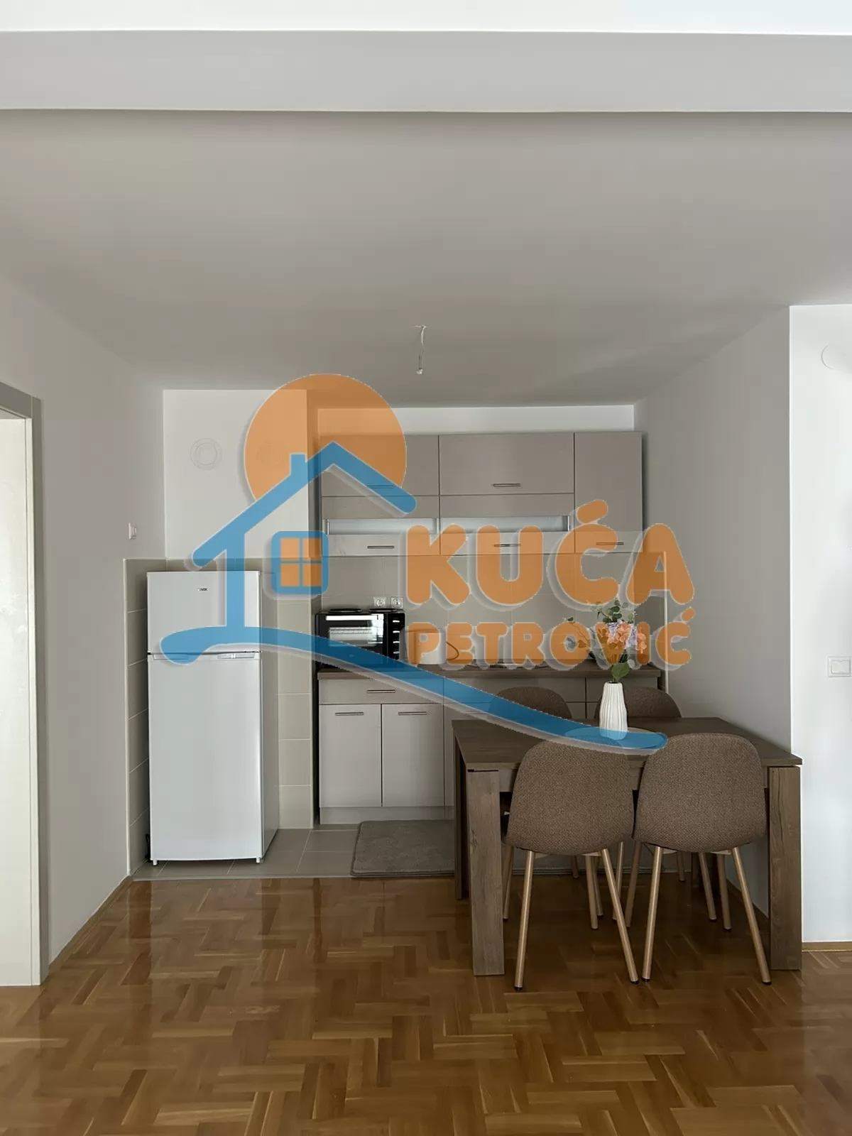 Dvosoban stan, 54 m2, Centar, Generala Milojka Lešjanina ID: i-016735 6