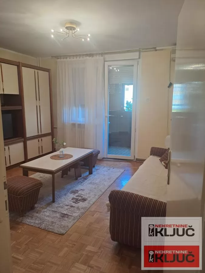 Dvosoban stan 55 m², Bulevar Oslobođenja, Novi Sad 10