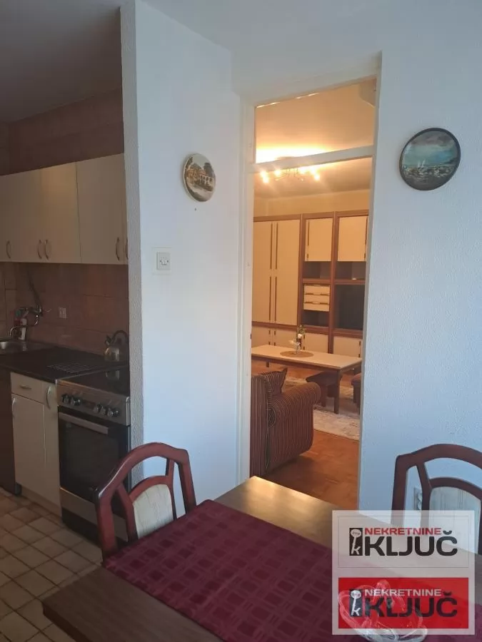 Dvosoban stan 55 m², Bulevar Oslobođenja, Novi Sad 12