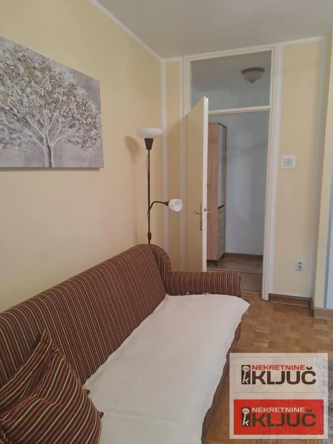 Dvosoban stan 55 m², Bulevar Oslobođenja, Novi Sad 3