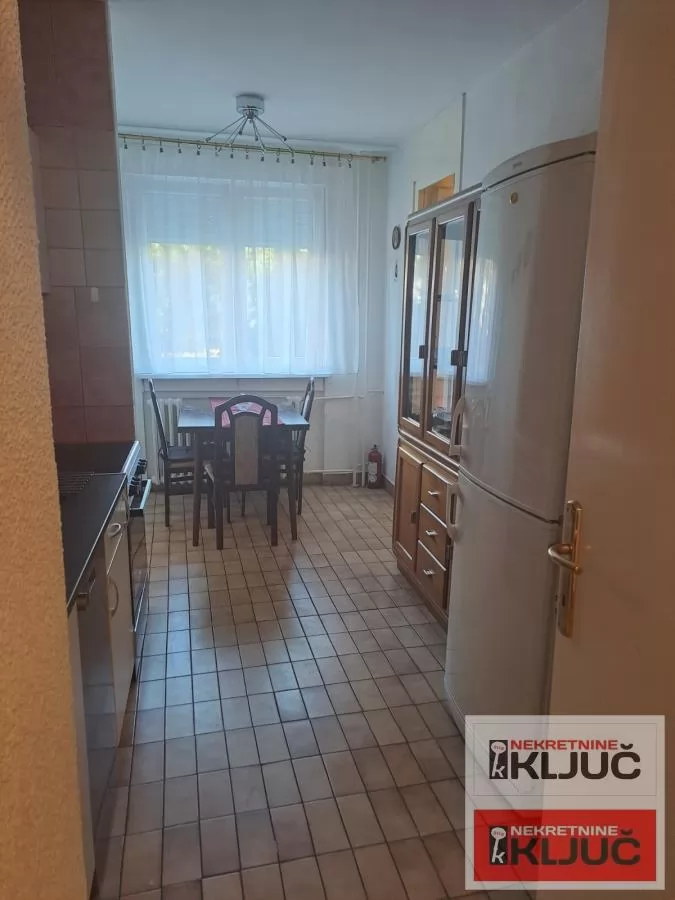 Dvosoban stan 55 m², Bulevar Oslobođenja, Novi Sad 4