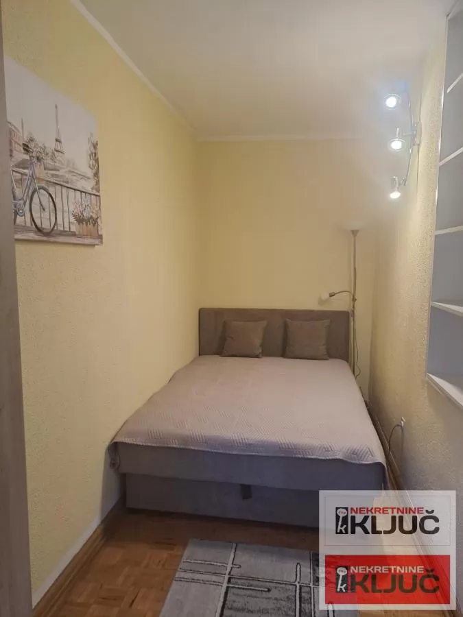 Dvosoban stan 55 m², Bulevar Oslobođenja, Novi Sad 5