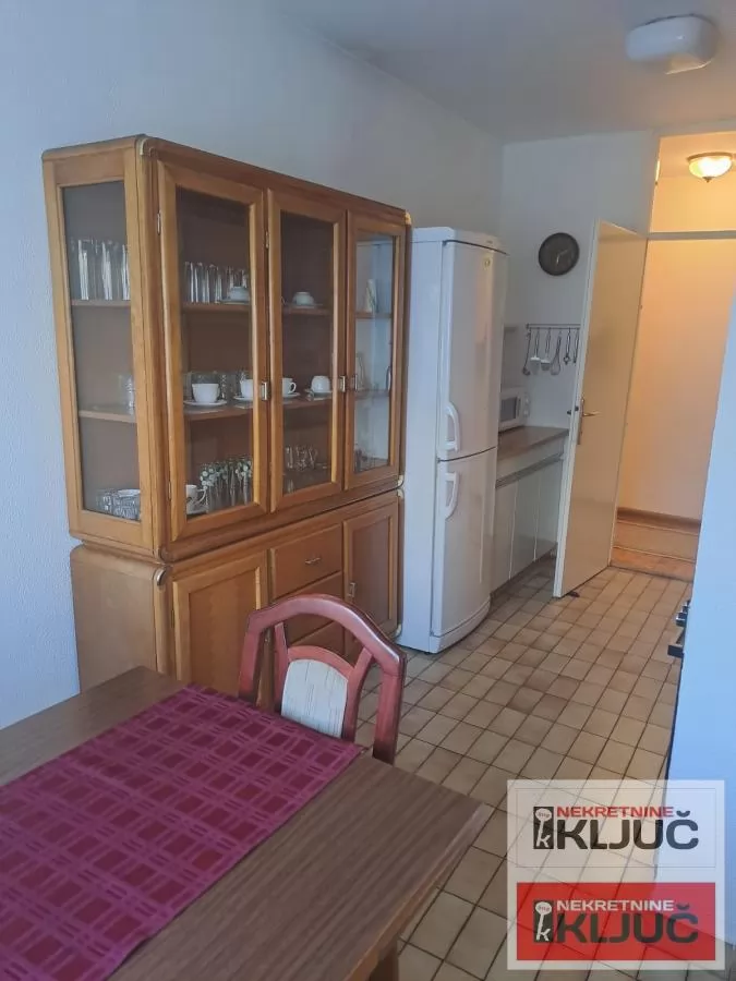 Dvosoban stan 55 m², Bulevar Oslobođenja, Novi Sad 9