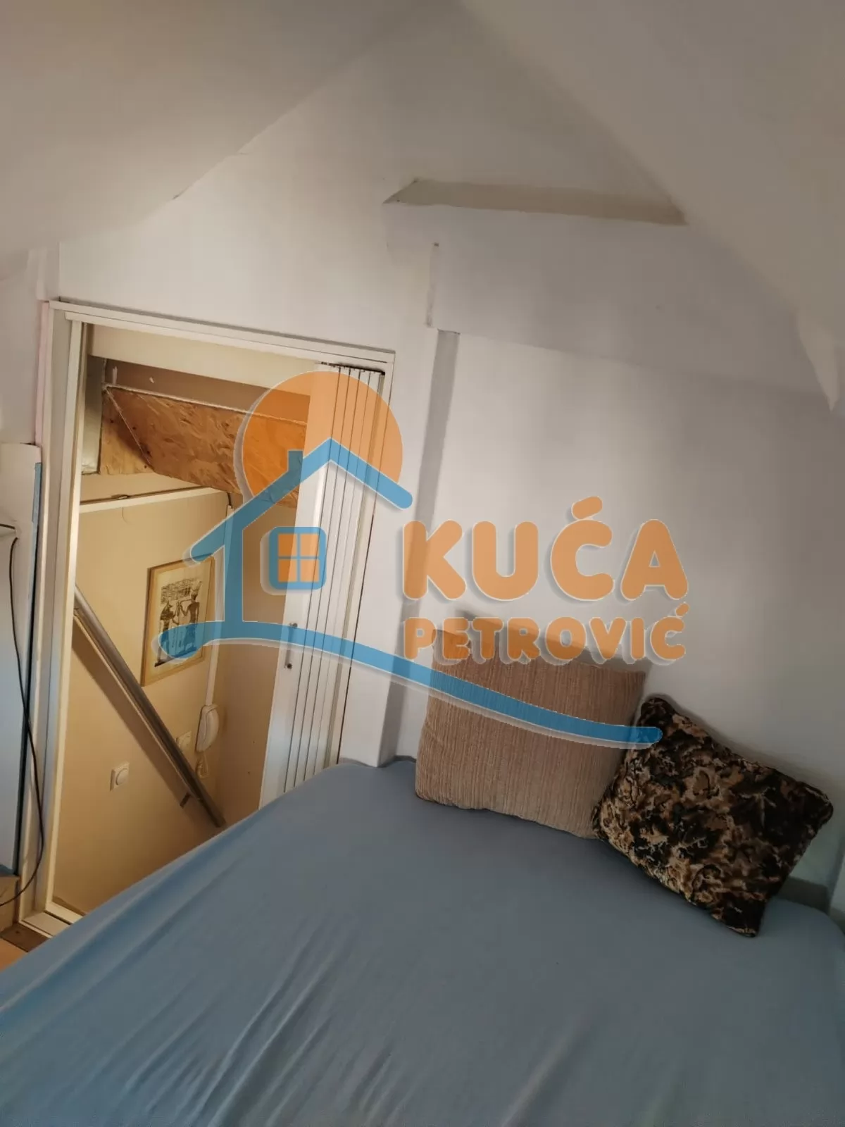 Jednosoban stan, 30 m2, Dom zdravlja, Vojvode Tankosića ID: i-016734 4