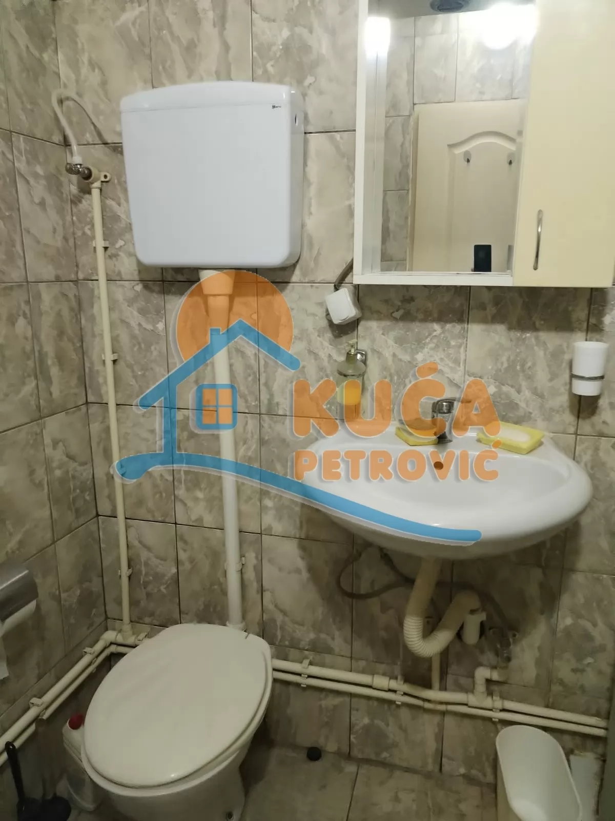 Jednosoban stan, 30 m2, Dom zdravlja, Vojvode Tankosića ID: i-016734 5