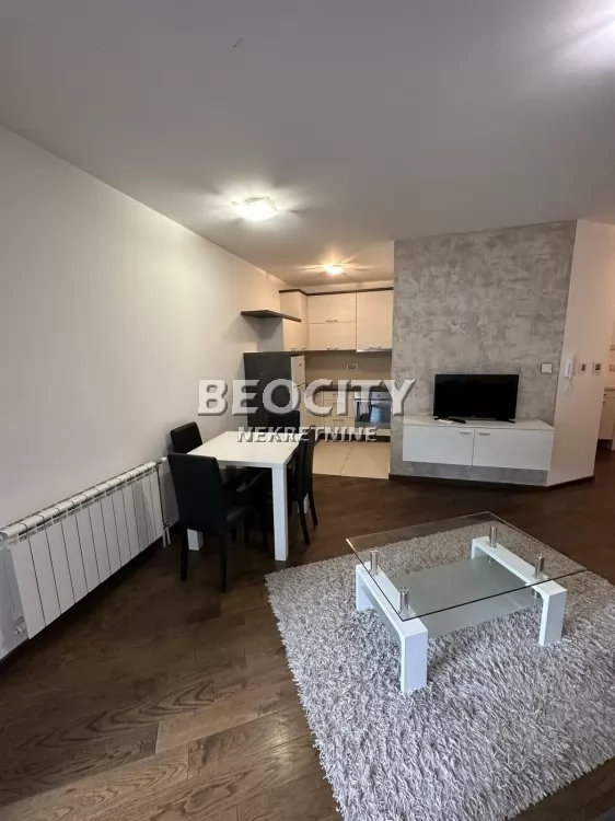 Jednosoban stan, 32 m2, Bulevar Evrope, Bulevar Evrope ID: 133226 3
