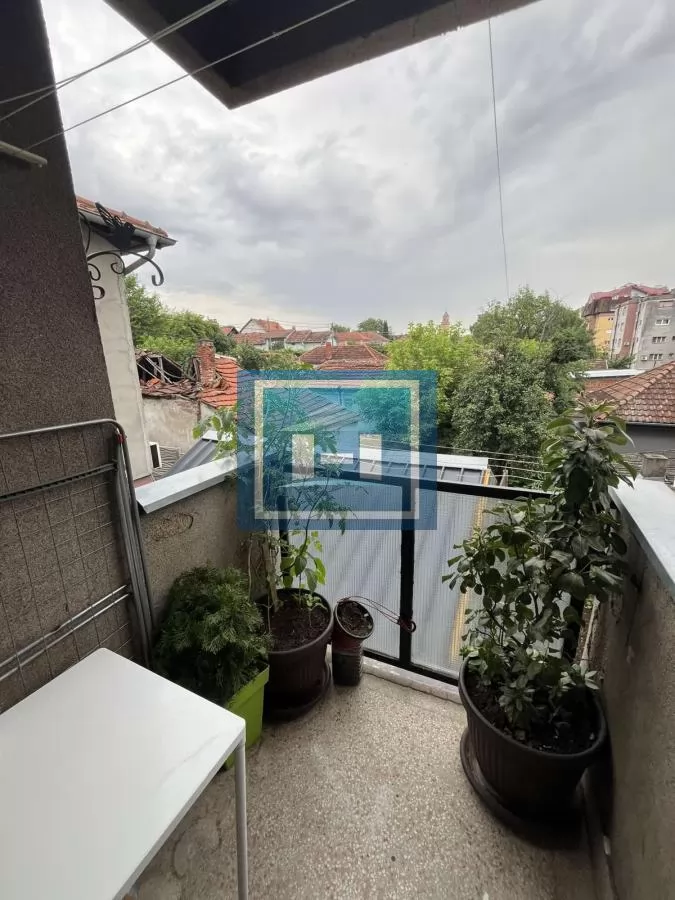 Stan na odličnoj lokaciji 14