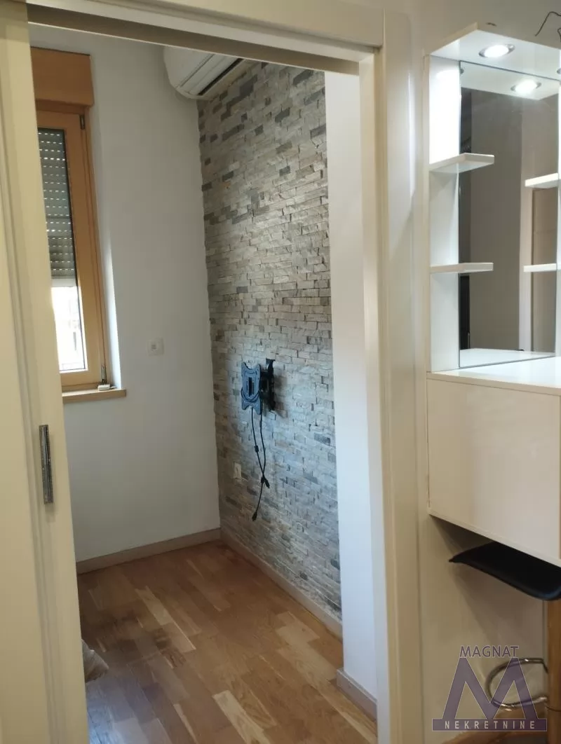 Stan,NOVI SAD,CENTAR,kv: 36, € 380, ID: 9101960 10