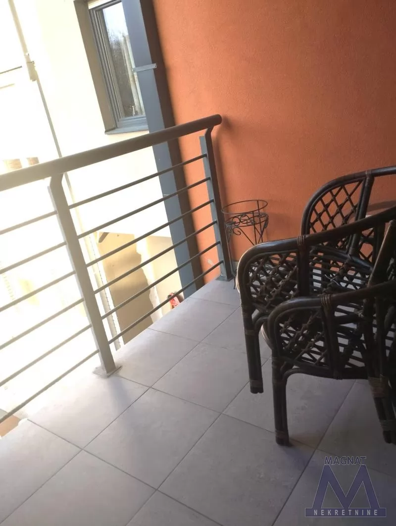Stan,NOVI SAD,CENTAR,kv: 36, € 380, ID: 9101960 12