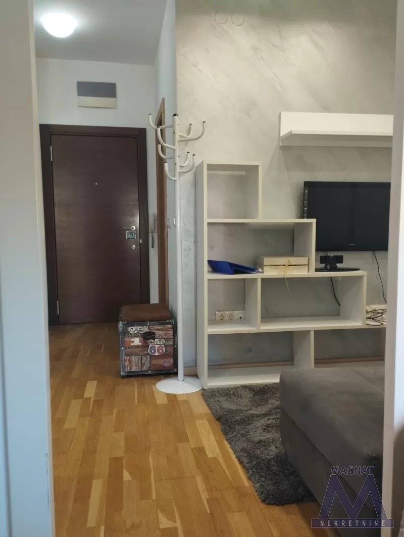 Stan,NOVI SAD,CENTAR,kv: 36, € 380, ID: 9101960 8