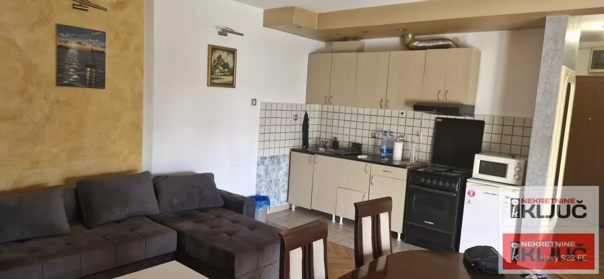 Dvosoban stan 47 m², Socijalno, Novi Sad, 2. sprat 1