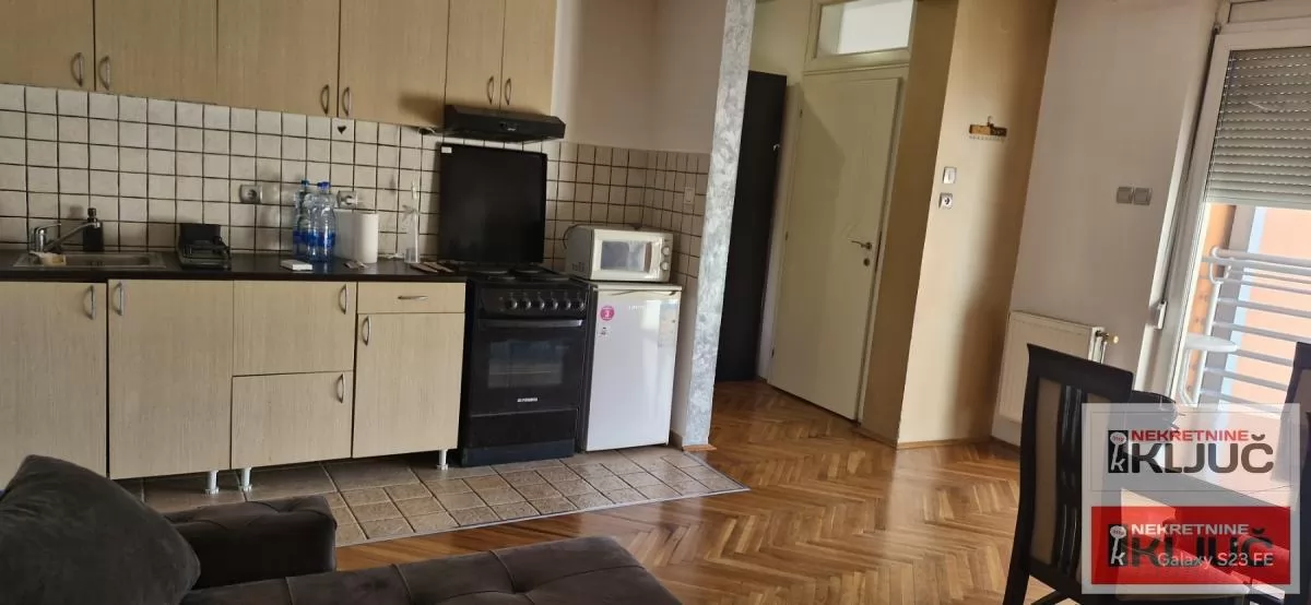 Dvosoban stan 47 m², Socijalno, Novi Sad, 2. sprat 3