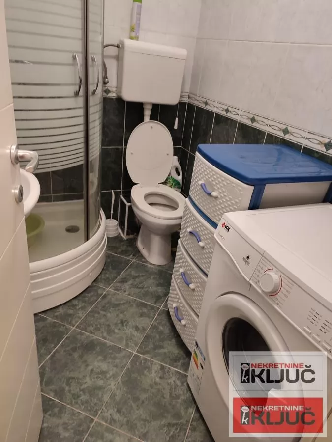 Garsonjera na Grbavici, 29 m², Novi Sad 8