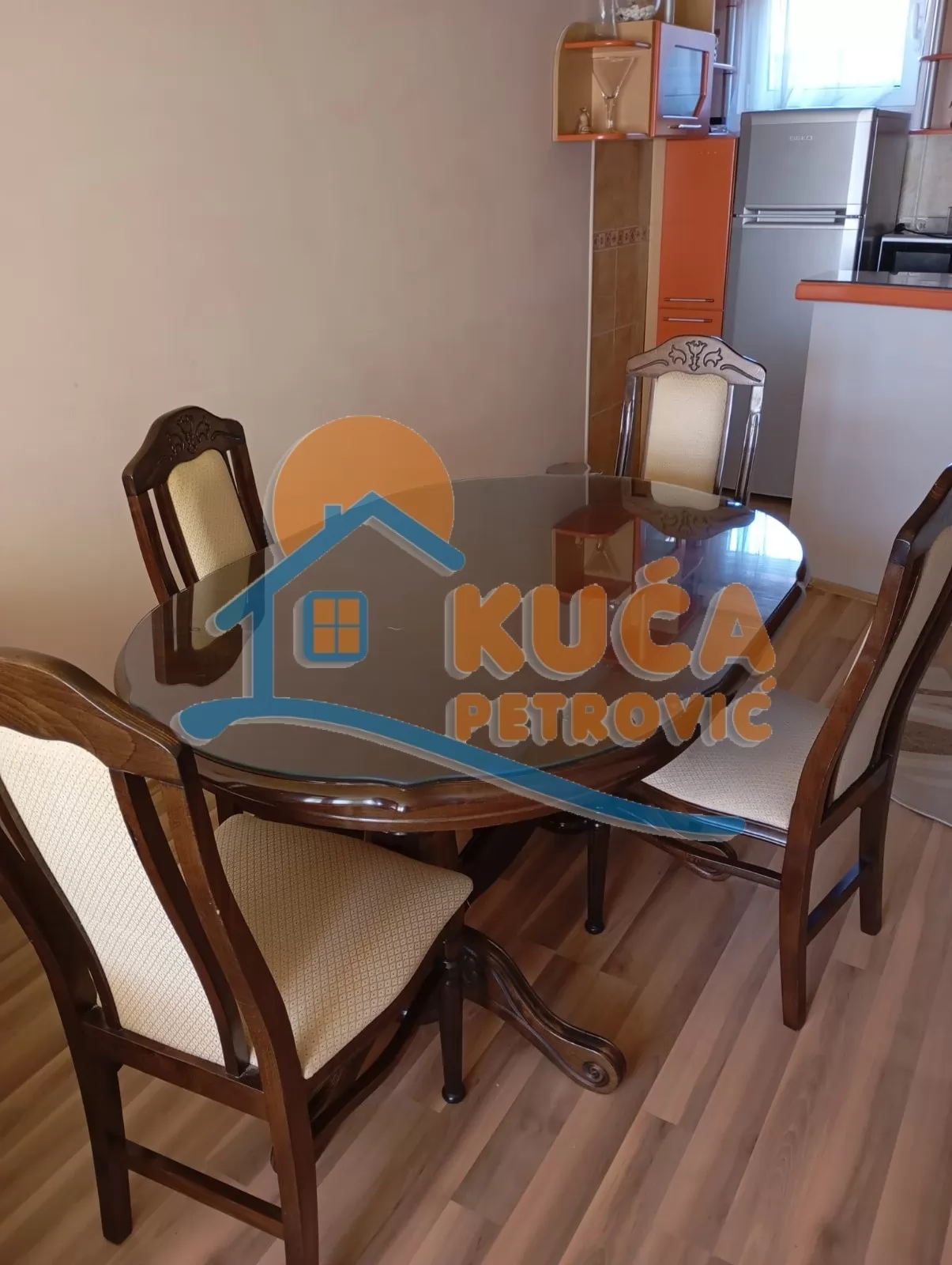 Dvosoban stan, 80 m2, Crveni krst, Obrena Nikolića ID: i-016792 2