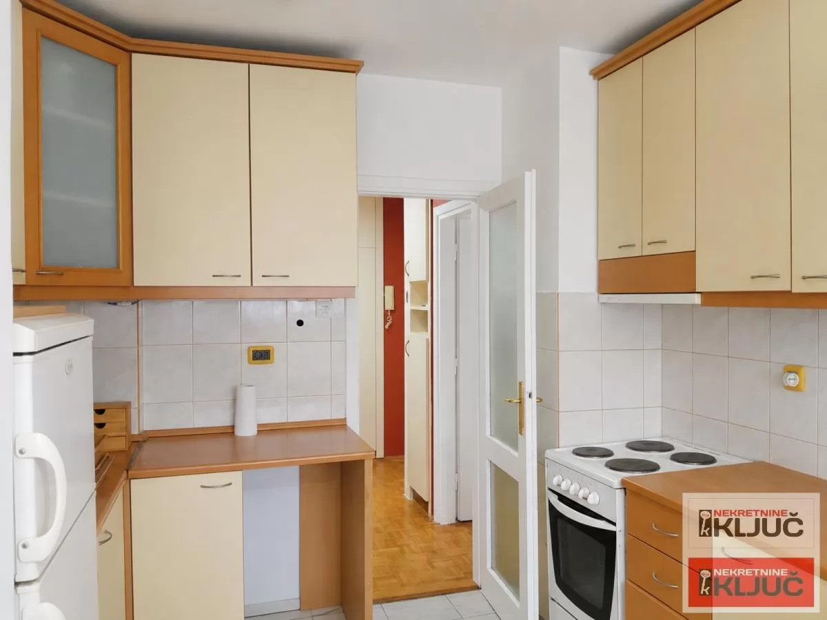 Trosoban stan 64 m², Liman 3, Novi Sad, 5. sprat 3
