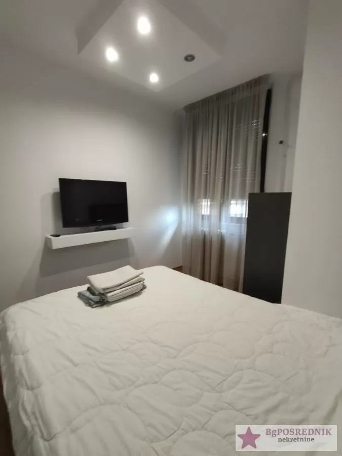 Palilula, Višnjička banja, Višnjičeki venac, 46m2 4