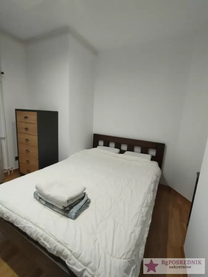 Palilula, Višnjička banja, Višnjičeki venac, 46m2 5